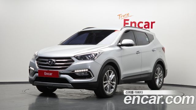 Hyundai Santafe 2016 — photo 1
