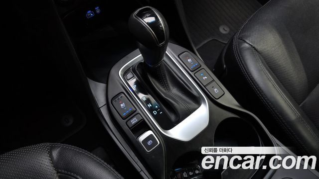 Hyundai Santafe 2016 — photo 9