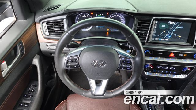 Hyundai Sonata 2019 — photo 16