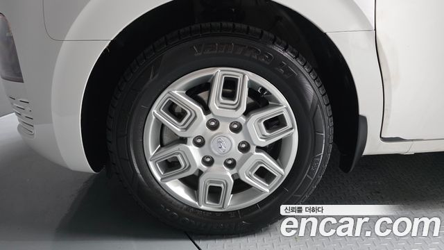 Hyundai Staria 2024 — photo 5