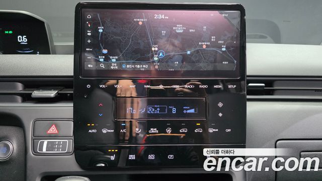 Hyundai Staria 2024 — photo 15