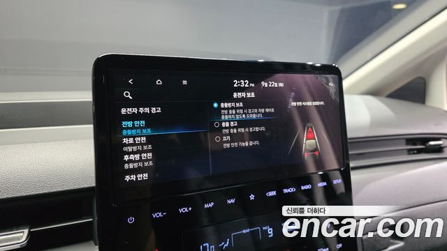 Hyundai Staria 2024 — photo 17