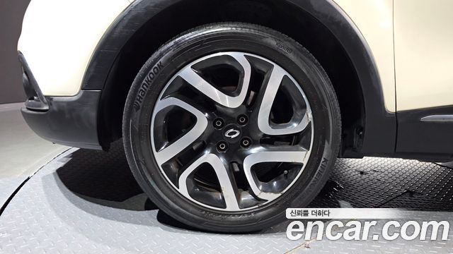 Renault Korea QM3 2015 — photo 5