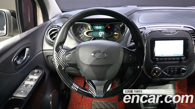 Renault Korea QM3 2015 — photo 12