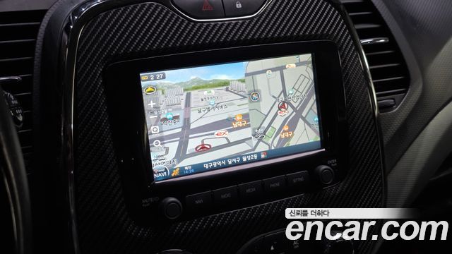 Renault Korea QM3 2015 — photo 13