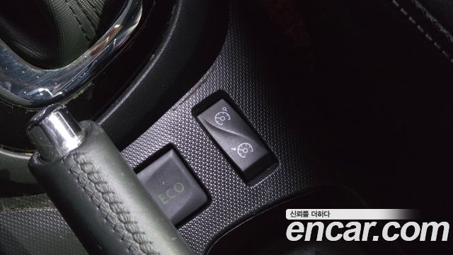 Renault Korea QM3 2015 — photo 15