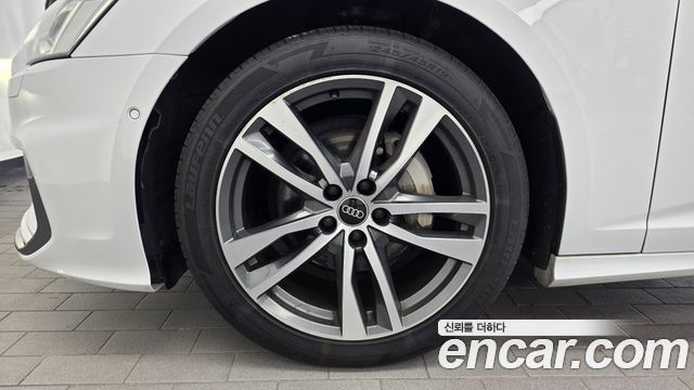 Audi A6 2022 — photo 5