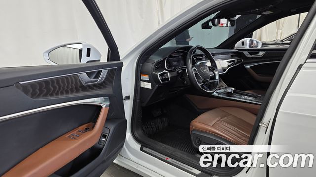 Audi A6 2022 — photo 13
