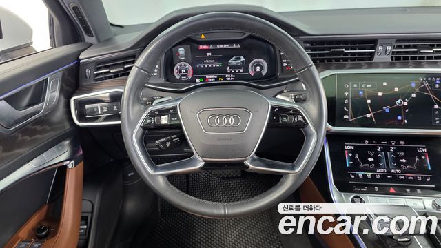 Audi A6 2022 — photo 19