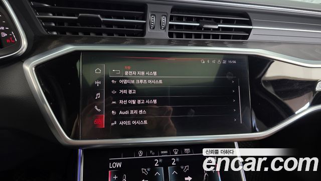 Audi A6 2022 — photo 22