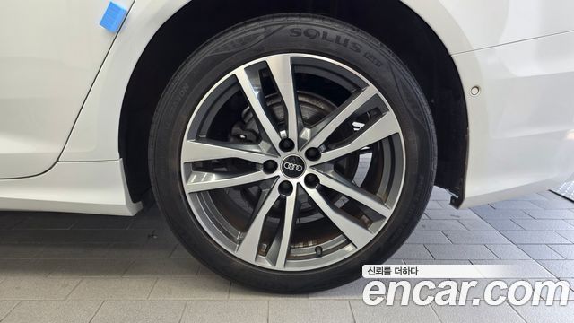 Audi A6 2022 — photo 7