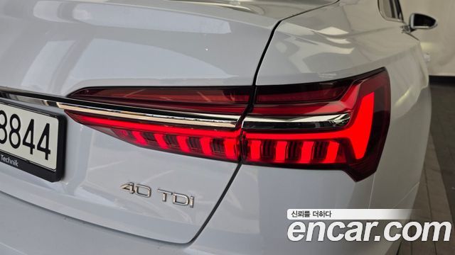 Audi A6 2022 — photo 9