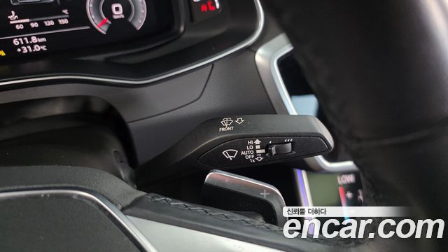 Audi A6 2022 — photo 29