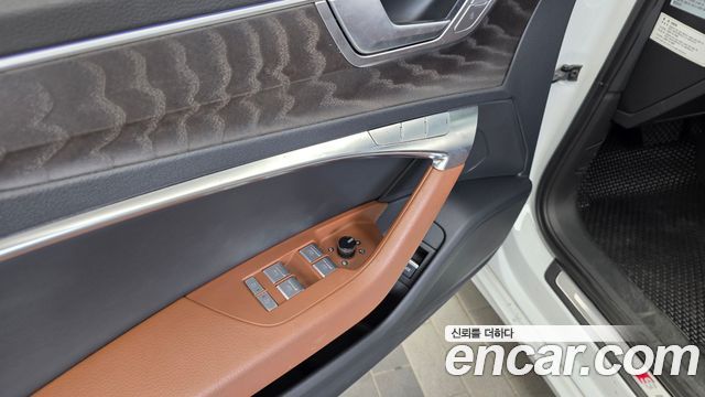 Audi A6 2022 — photo 35