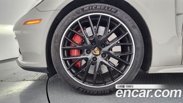 Porsche Panamera 2017 — photo 5