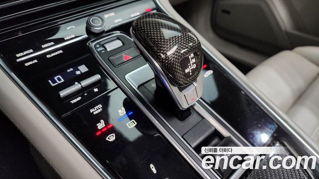 Porsche Panamera 2017 — photo 12