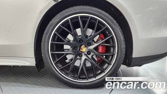 Porsche Panamera 2017 — photo 7