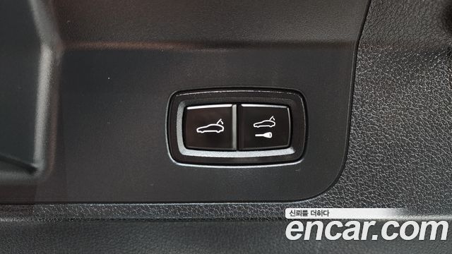 Porsche Panamera 2017 — photo 31