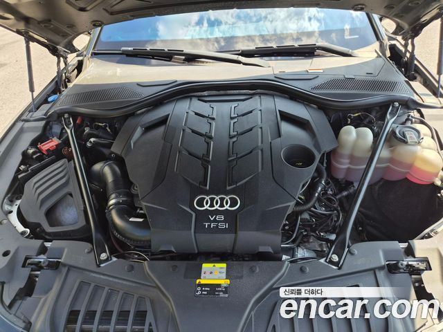 Audi A8 2021 — photo 6