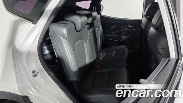 Hyundai Santafe 2016 — photo 17