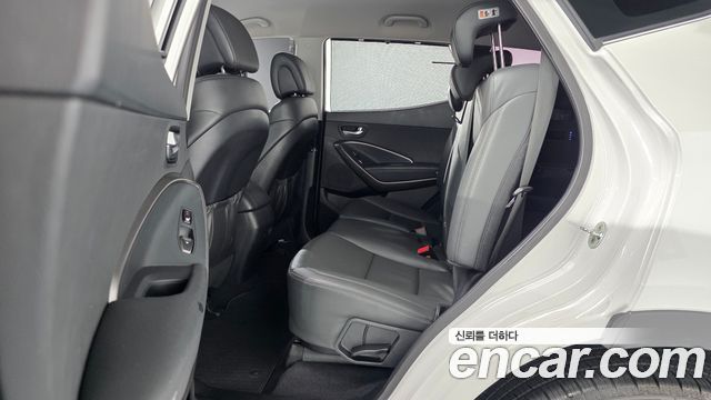 Hyundai Santafe 2016 — photo 18