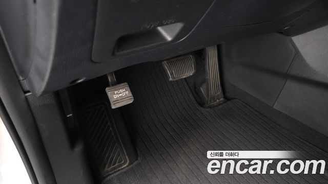 Hyundai Santafe 2016 — photo 27