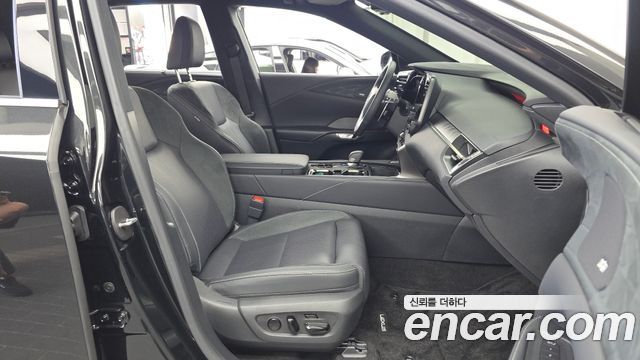 Lexus RX 2025 — photo 17