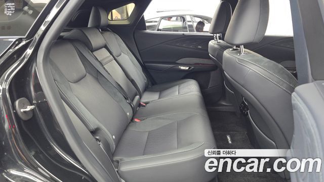 Lexus RX 2025 — photo 18