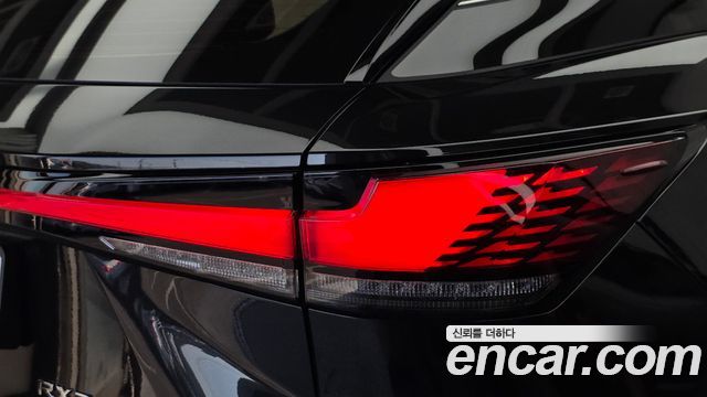 Lexus RX 2025 — photo 9