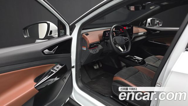 Volkswagen ID.4 2023 — photo 13