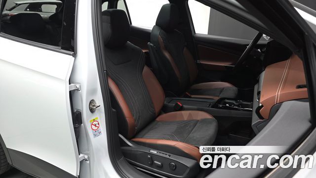 Volkswagen ID.4 2023 — photo 16
