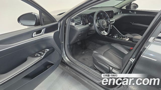 Kia K5 2023 — photo 13