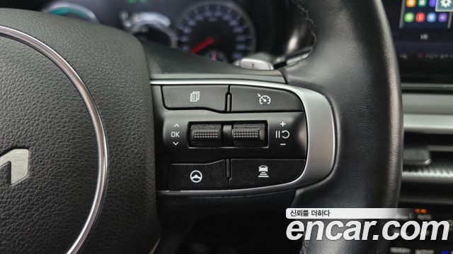 Kia K5 2023 — photo 25