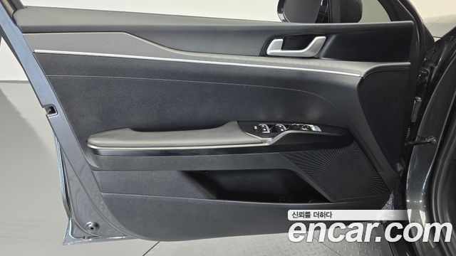 Kia K5 2023 — photo 14