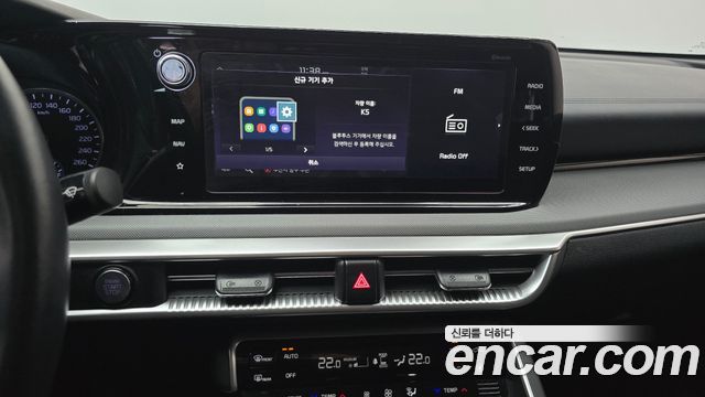 Kia K5 2023 — photo 28