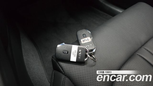 Kia K5 2023 — photo 30
