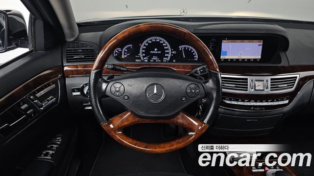 Mercedes-Benz S-Class 2010 — photo 19