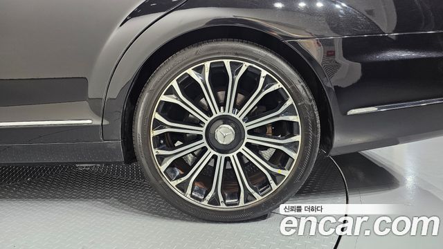 Mercedes-Benz S-Class 2010 — photo 7