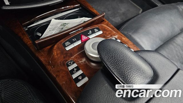 Mercedes-Benz S-Class 2010 — photo 34