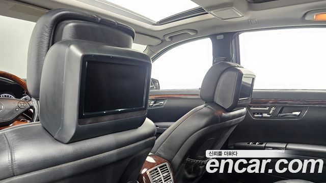 Mercedes-Benz S-Class 2010 — photo 38