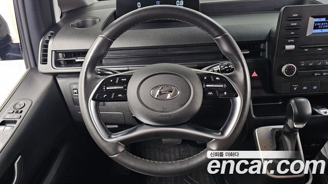 Hyundai Staria 2023 — photo 19