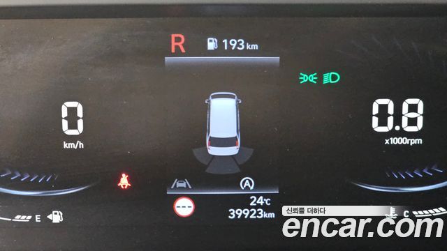 Hyundai Staria 2023 — photo 21