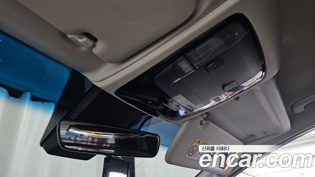 Hyundai Staria 2023 — photo 23
