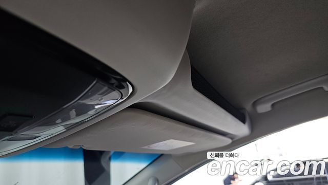 Hyundai Staria 2023 — photo 27
