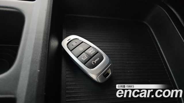 Hyundai Staria 2023 — photo 29