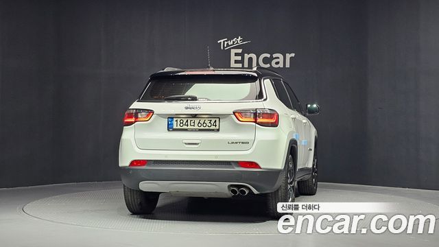 Jeep Compass 2022 — photo 4