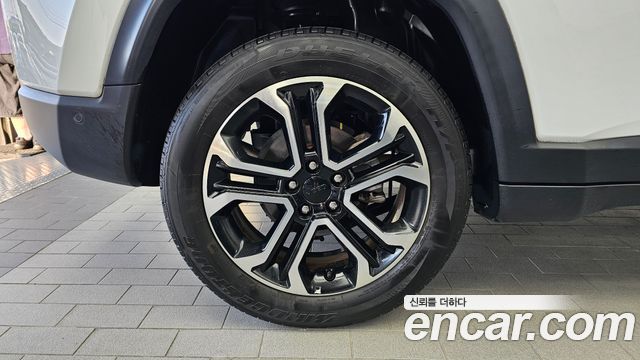 Jeep Compass 2022 — photo 5