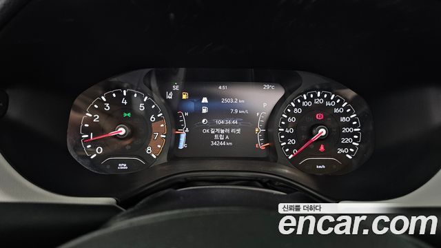 Jeep Compass 2022 — photo 11