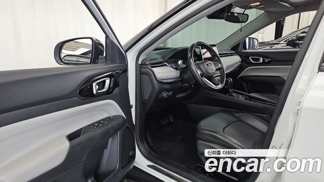 Jeep Compass 2022 — photo 13