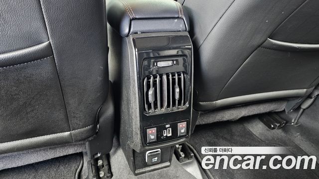 Jeep Compass 2022 — photo 31